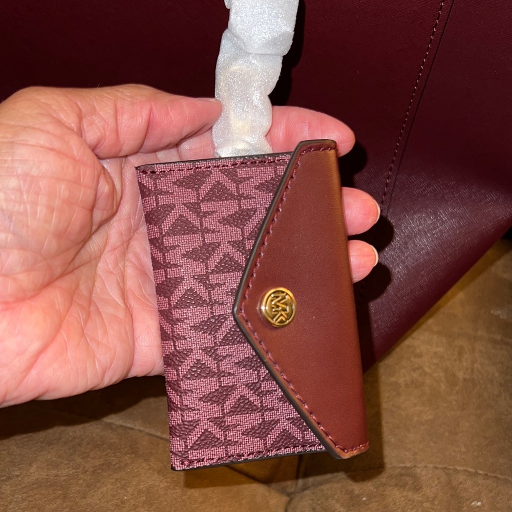 Michael Kors Maroon Tote NWT - Picture 4 of 6